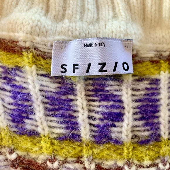 SFIZIO Sweater Vest - Picture 3 of 4